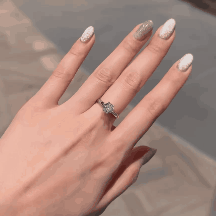 Anello Clover Moissanite - 0,5/1/2 carati