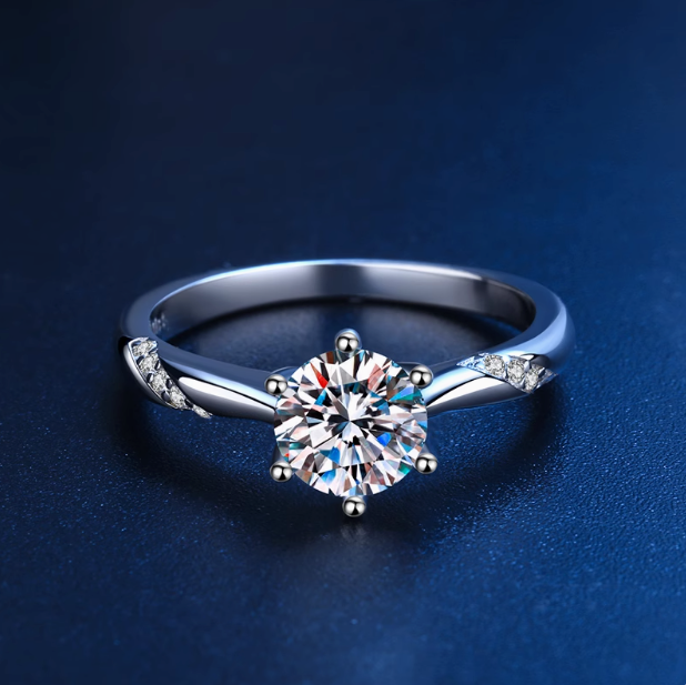 Anello Clover Moissanite - 0,5/1/2 carati
