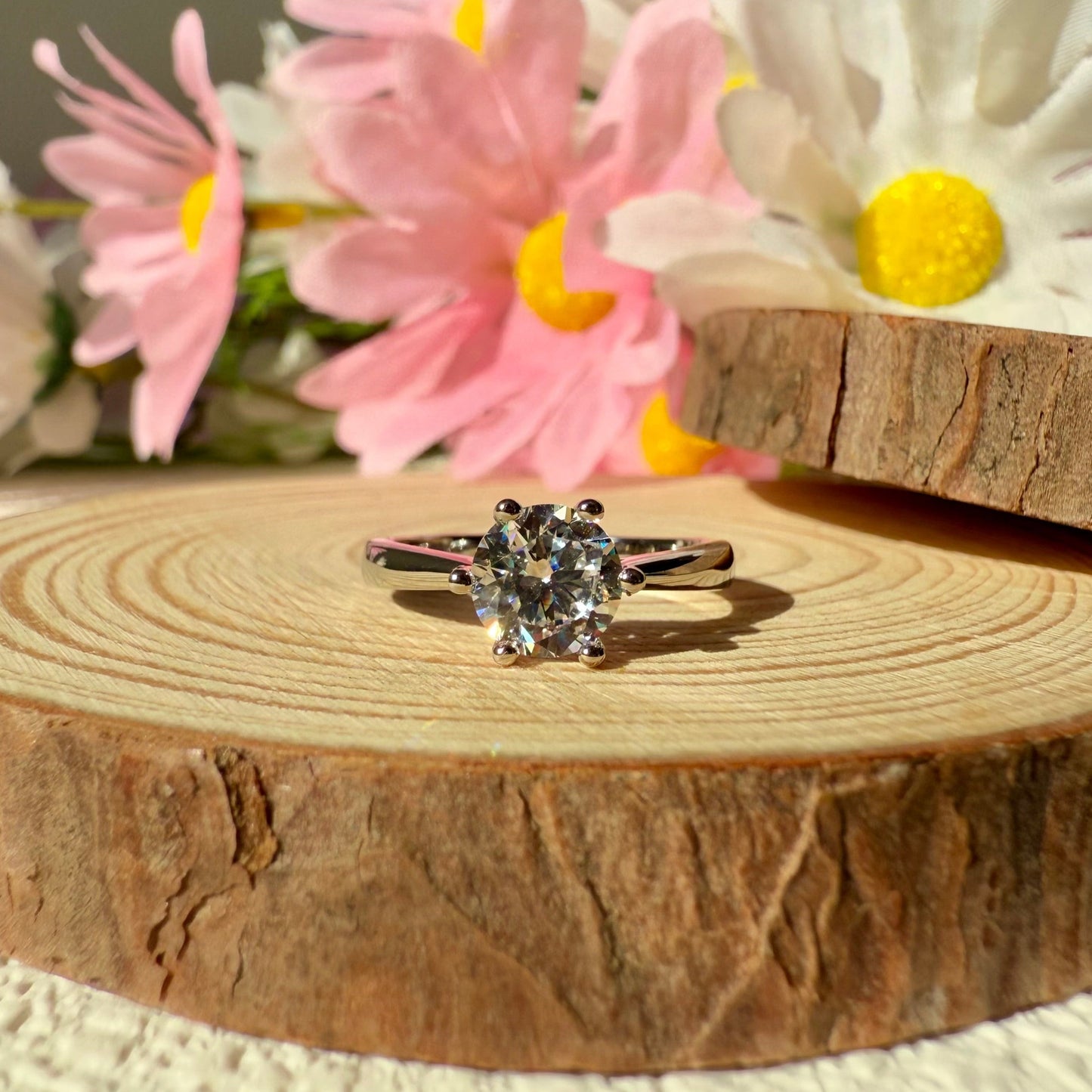 Solstice Moissanite Ring - 0.5/1/2 carat