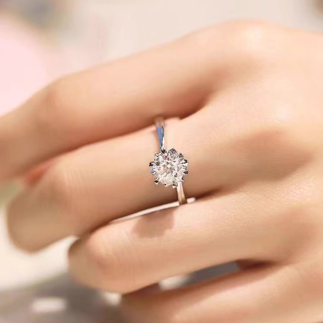 Anello Rhea Moissanite - 0,5/1/2 carati