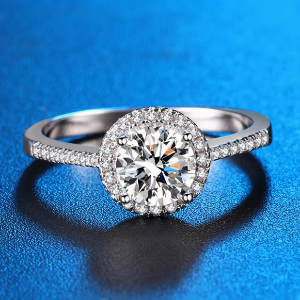 Anello Halo Moissanite